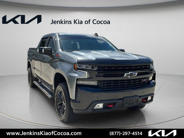 Used 2021 Chevrolet Silverado 1500 LT Trail Boss w/ Convenience Package II AWD/4WD image 2