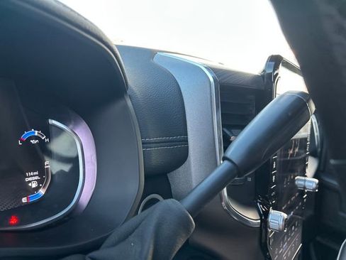 Used 2025 RAM 3500 Laramie image 23