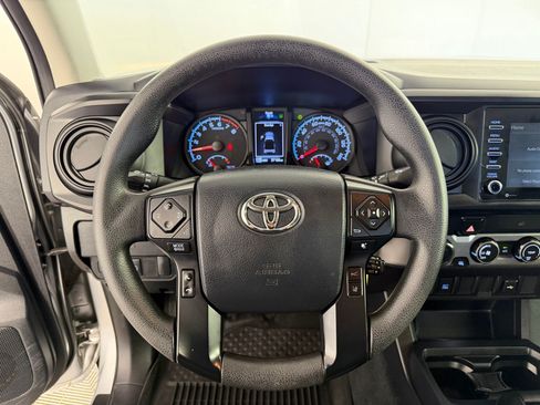 Used 2020 Toyota Tacoma SR w/ SX Package AWD/4WD image 14