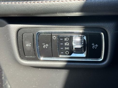 Used 2023 Lincoln Aviator Reserve image 29