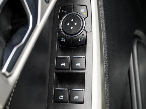 Used 2022 Ford Explorer Limited w/ Equipment Group 301A image 35