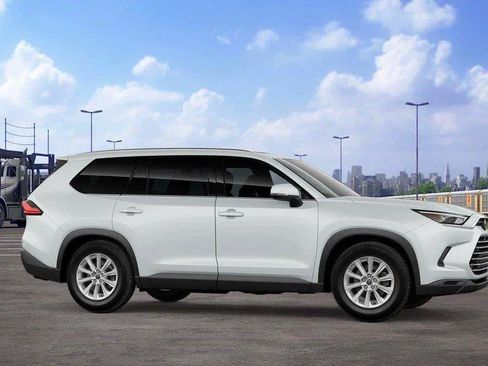 New 2026 Toyota Grand Highlander AWD image 13