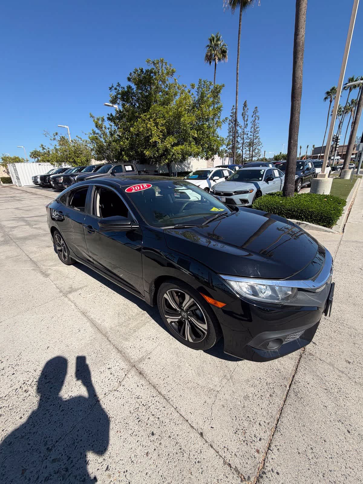 Used 2018 Honda Civic EX image 3