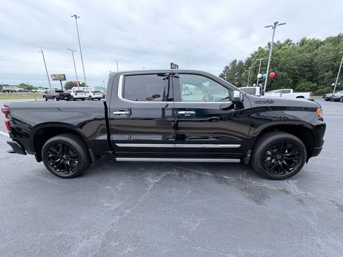New 2026 Chevrolet Silverado 1500 High Country AWD/4WD image 4