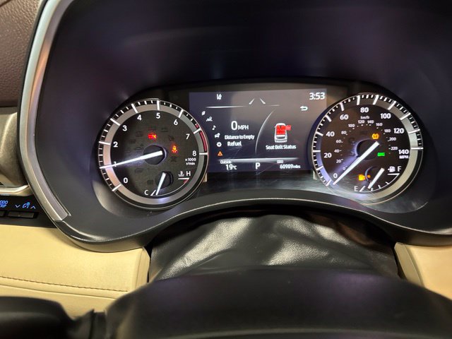Used 2022 Toyota Highlander XLE AWD/4WD image 28