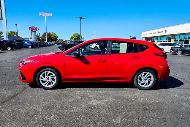 Used 2024 Subaru Impreza 2.0i AWD/4WD image 4