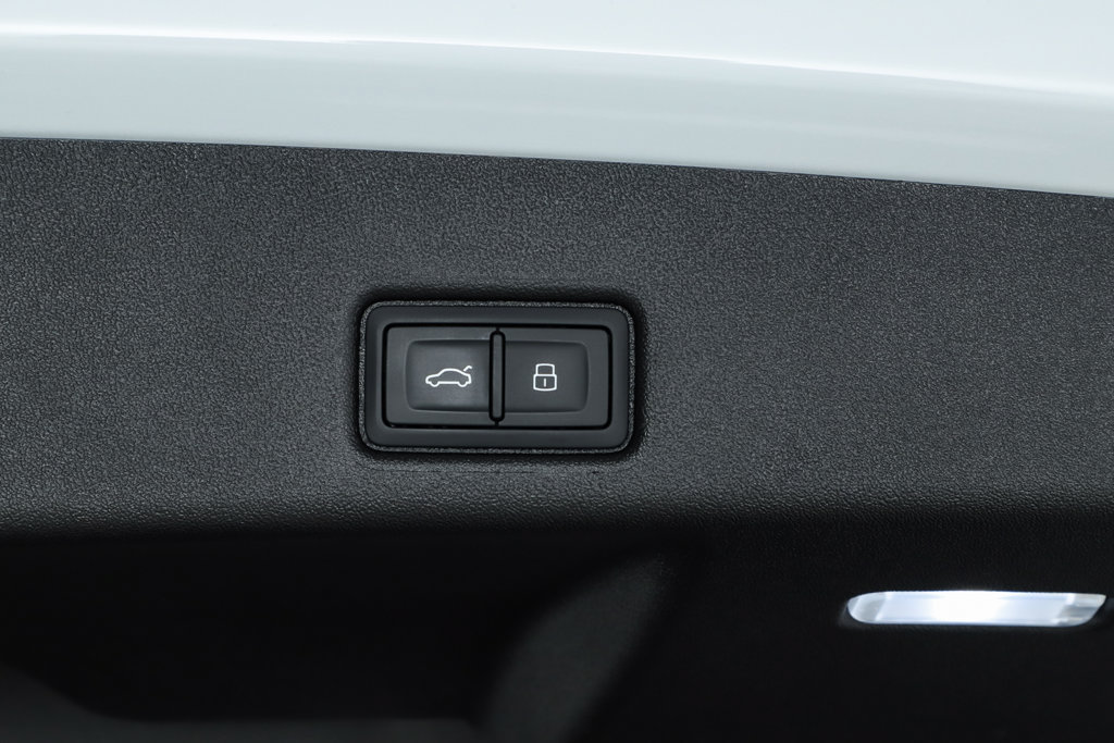 Used 2025 Audi Q5 Premium w/ Premium Plus AWD/4WD image 56