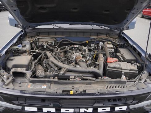 Used 2023 Ford Bronco Outer Banks AWD/4WD image 8