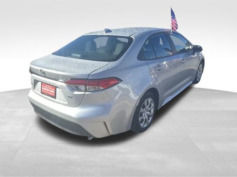 Used 2024 Toyota Corolla LE image 21