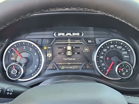 New 2026 RAM 1500 Big Horn AWD/4WD image 21