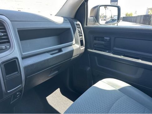 Used 2018 RAM 1500 Express RWD image 24