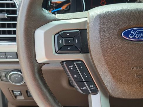 Used 2019 Ford F150 King Ranch w/ Equipment Group 601A Luxury AWD/4WD image 19