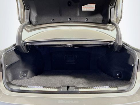 Certified 2021 Lexus ES 300h Ultra Luxury w/ Accessory Package 2 image 28