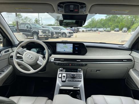 Used 2024 Hyundai Palisade Calligraphy AWD/4WD image 24
