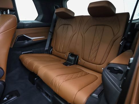 Certified 2022 BMW X7 M50i image 26