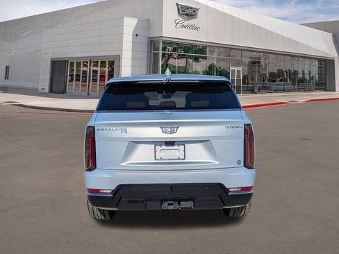 New 2025 Cadillac Escalade IQ Luxury 2 image 5