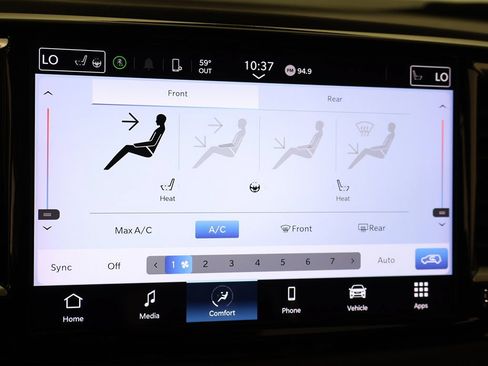Used 2024 Chrysler Pacifica Touring-L FWD image 46