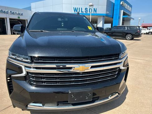 Used 2022 Chevrolet Tahoe LT w/ Luxury Package AWD/4WD image 9