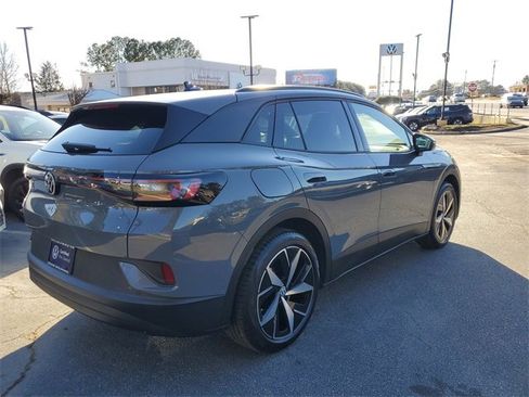 Certified 2025 Volkswagen ID.4 Pro S image 4