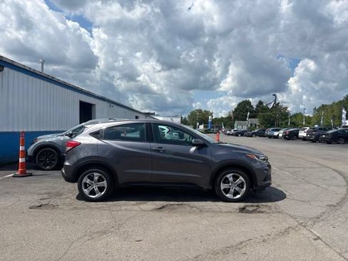 Used 2020 Honda HR-V LX image 1
