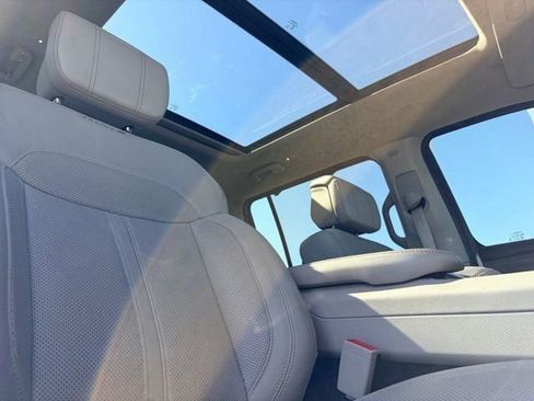 Used 2022 Jeep Grand Wagoneer Series I image 34