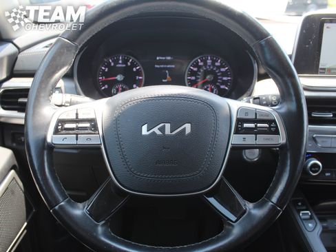 Used 2022 Kia Telluride EX w/ EX Premium Package AWD/4WD image 14