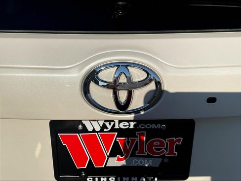 Used 2019 Toyota Highlander XLE w/ Protection Package #3 FWD image 24