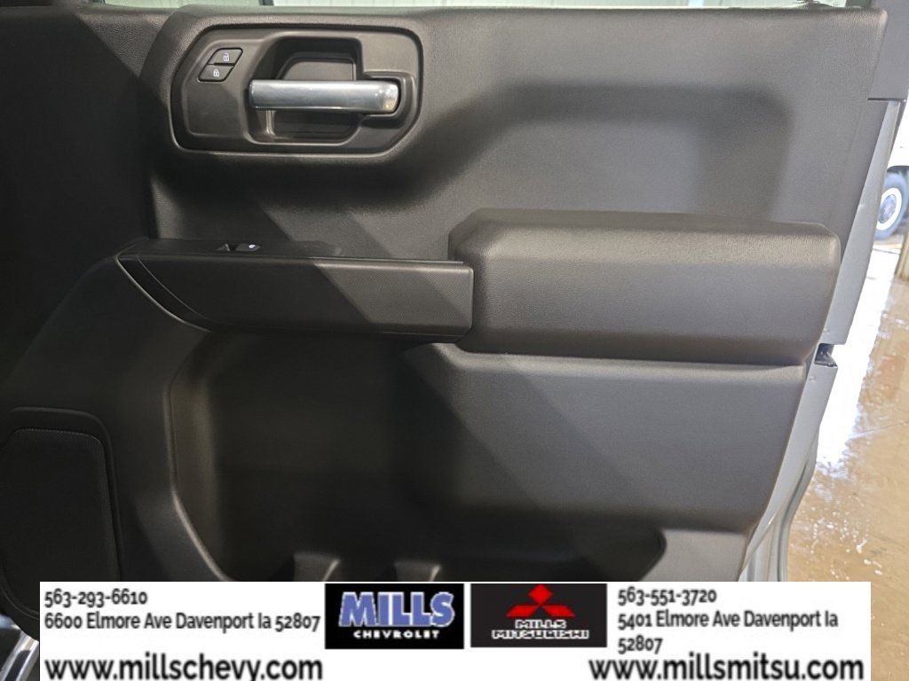 Used 2023 Chevrolet Silverado 1500 Custom AWD/4WD image 21
