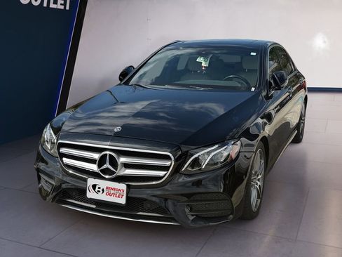 Used 2018 Mercedes-Benz E 300 image 1