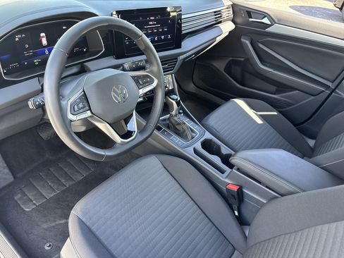 Used 2025 Volkswagen Jetta S image 17