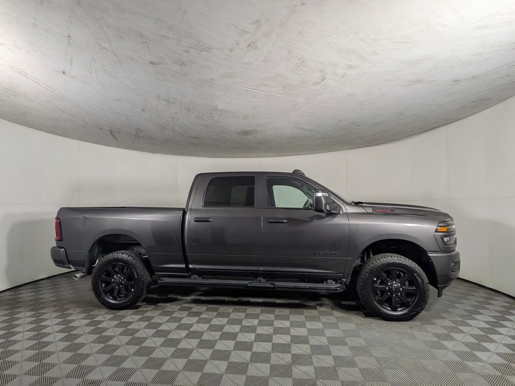 Used 2025 RAM 2500 Big Horn AWD/4WD image 7