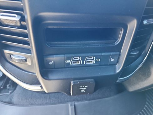 Used 2025 RAM 1500 Laramie w/ Night Edition AWD/4WD image 14