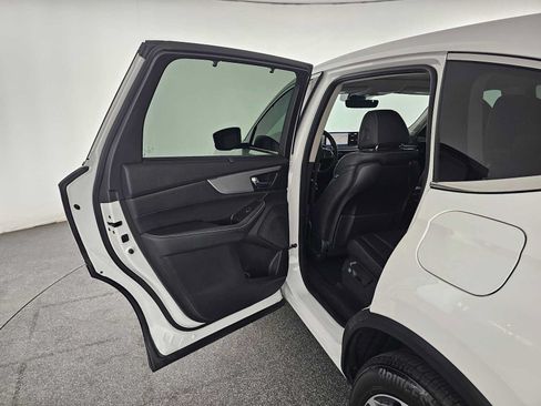 Certified 2024 Acura MDX SH-AWD w/ Technology Package image 17