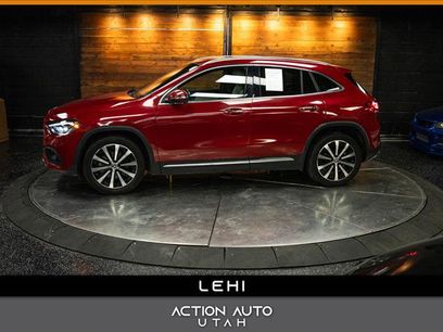 Used 2022 Mercedes-Benz GLA 250 4MATIC w/ Premium Package