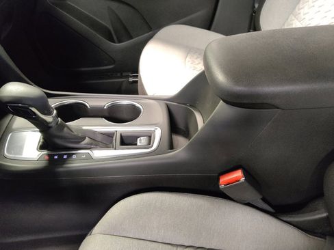 Used 2024 Chevrolet Equinox LS FWD image 26