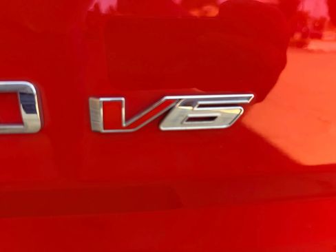 Used 2020 Chevrolet Colorado LT w/ LT Convenience Package AWD/4WD image 10