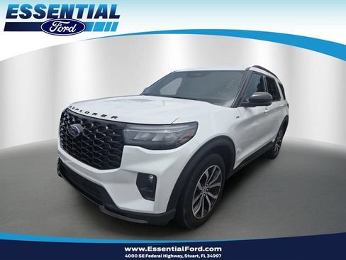 Used 2025 Ford Explorer ST-Line AWD/4WD image 1