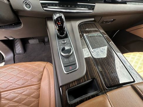 Used 2022 Cadillac Escalade Premium Luxury w/ Performance Package AWD/4WD image 34