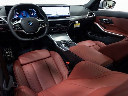 Certified 2025 BMW 330i xDrive Sedan w/ Premium Package image 20
