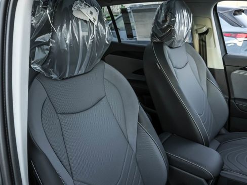 New 2026 Volkswagen Tiguan SE image 41