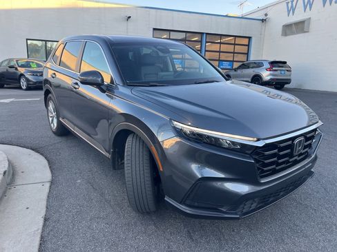 Used 2023 Honda CR-V EX-L image 12