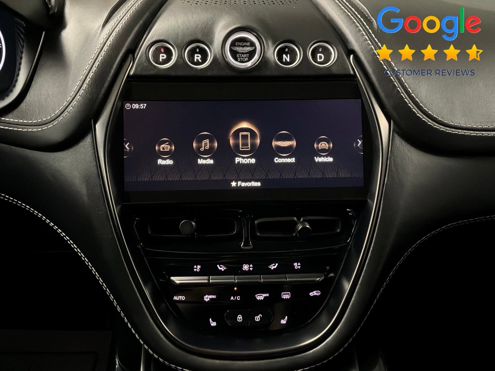 Used 2021 Aston Martin DBX AWD/4WD image 18