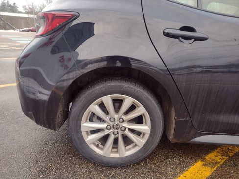 Used 2023 Toyota Corolla SE image 6