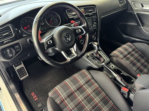 Used 2018 Volkswagen GTI S FWD image 16