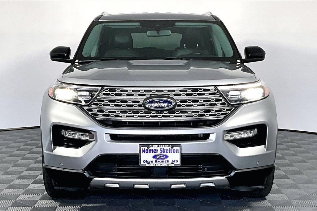 Certified 2023 Ford Explorer Limited RWD image 3