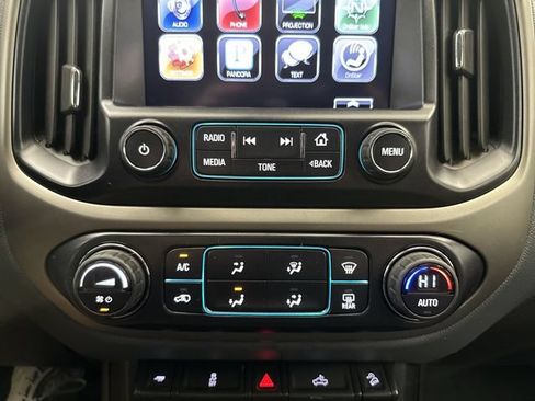 Used 2016 Chevrolet Colorado Z71 AWD/4WD image 19