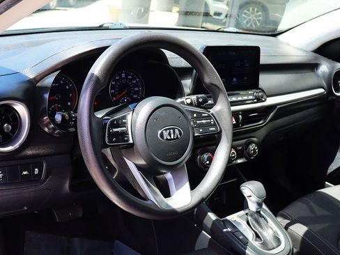 Used 2020 Kia Forte Sedan FWD image 36