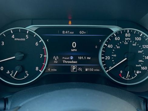 New 2025 Nissan Sentra SR image 23