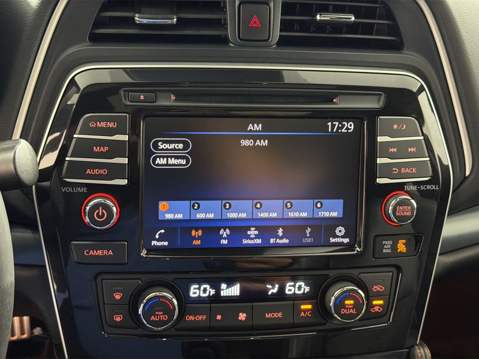 Used 2023 Nissan Maxima SR w/ Sport Mat Group FWD image 18