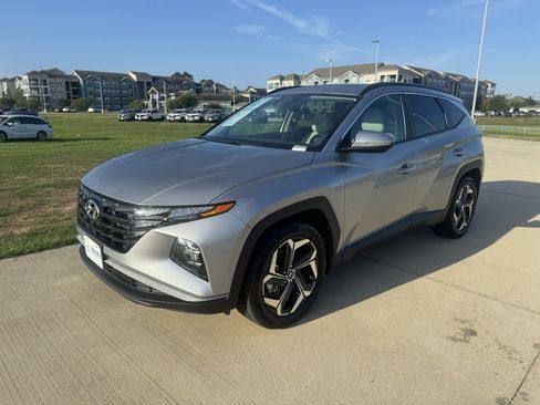 Used 2024 Hyundai Tucson SEL w/ Convenience Package FWD image 4